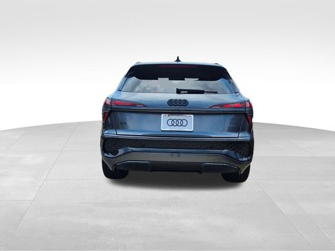 New 2026 Audi Q3 quattro 2.0T AWD/4WD image 6