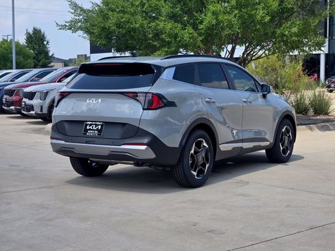 New 2026 Kia Sportage EX w/ EX Panorama Roof Package FWD image 4