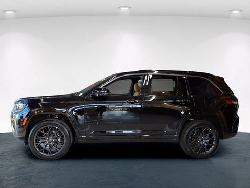 New 2026 Jeep Grand Cherokee Summit AWD/4WD image 4