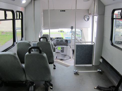 Used 2016 Ford E-450 and Econoline 450 Super Duty w/ Shuttle Bus Prep Package RWD image 17