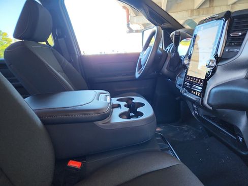 New 2025 RAM 2500 Tradesman image 19