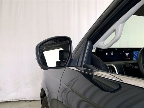 Used 2025 Ford Expedition Max Active RWD image 10