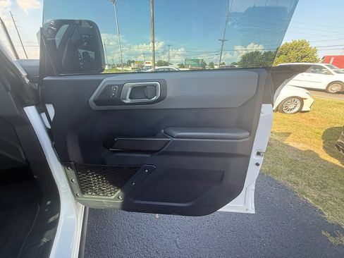 Used 2024 Ford Bronco Black Diamond AWD/4WD image 22