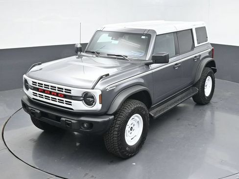 Certified 2025 Ford Bronco Heritage Edition AWD/4WD image 40