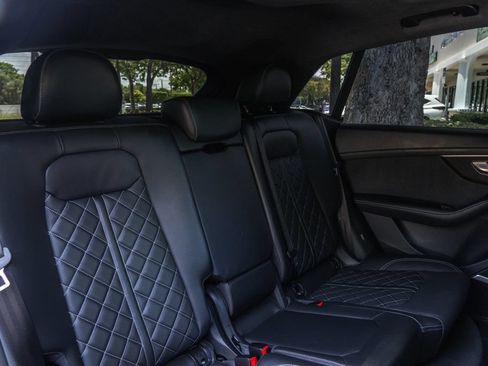 Used 2023 Audi SQ8 Prestige AWD/4WD image 23