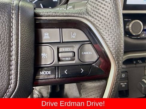 Used 2023 Toyota Tundra Limited AWD/4WD image 14
