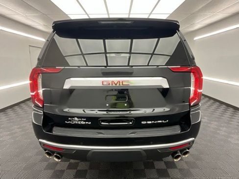 Used 2021 GMC Yukon XL Denali w/ Denali Premium Package AWD/4WD image 21