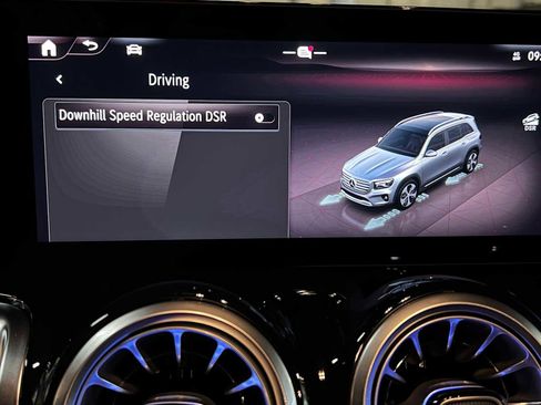 Certified 2025 Mercedes-Benz GLB 250 GLB 250 image 35