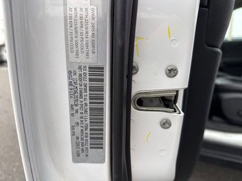 Used 2020 Jeep Cherokee Latitude w/ Quick Order Package 26F North image 8