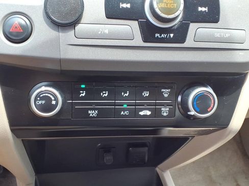 Used 2012 Honda Civic LX image 17