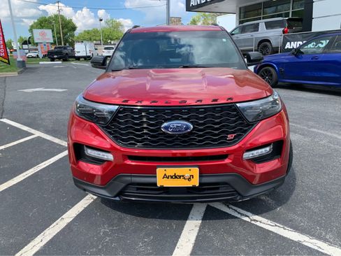 Used 2023 Ford Explorer ST w/ Equipment Group 401A image 2