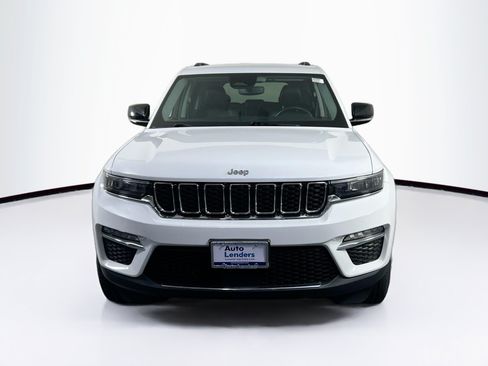 Used 2022 Jeep Grand Cherokee Limited AWD/4WD image 2