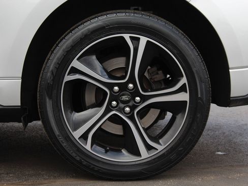 Used 2019 Ford Edge ST w/ Convenience Package image 24