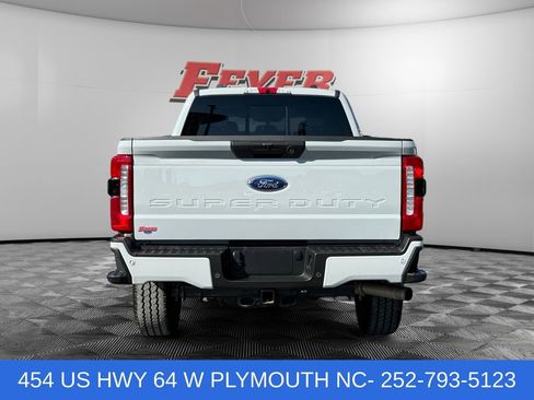 Certified 2025 Ford F250 XL w/ STX Appearance Package AWD/4WD image 4