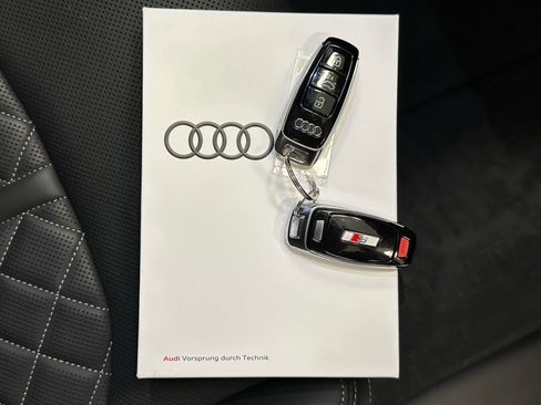 Used 2024 Audi SQ8 Prestige image 41