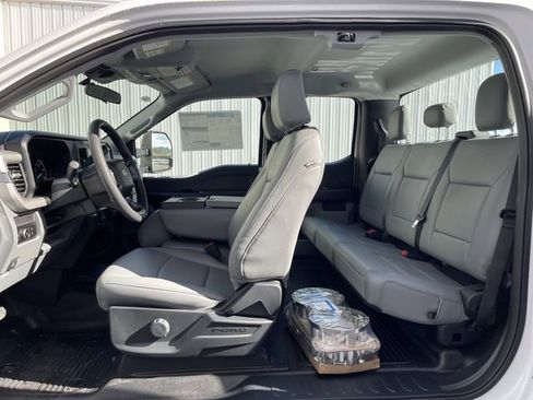 Used 2026 Ford F250 XL w/ XL Chrome Package AWD/4WD image 27