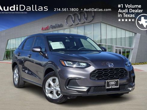 Used 2023 Honda HR-V LX image 1