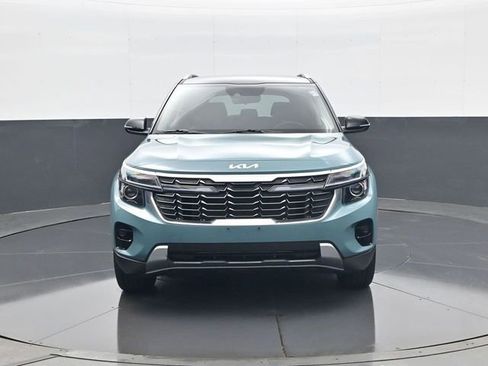Used 2025 Kia Seltos S FWD image 2