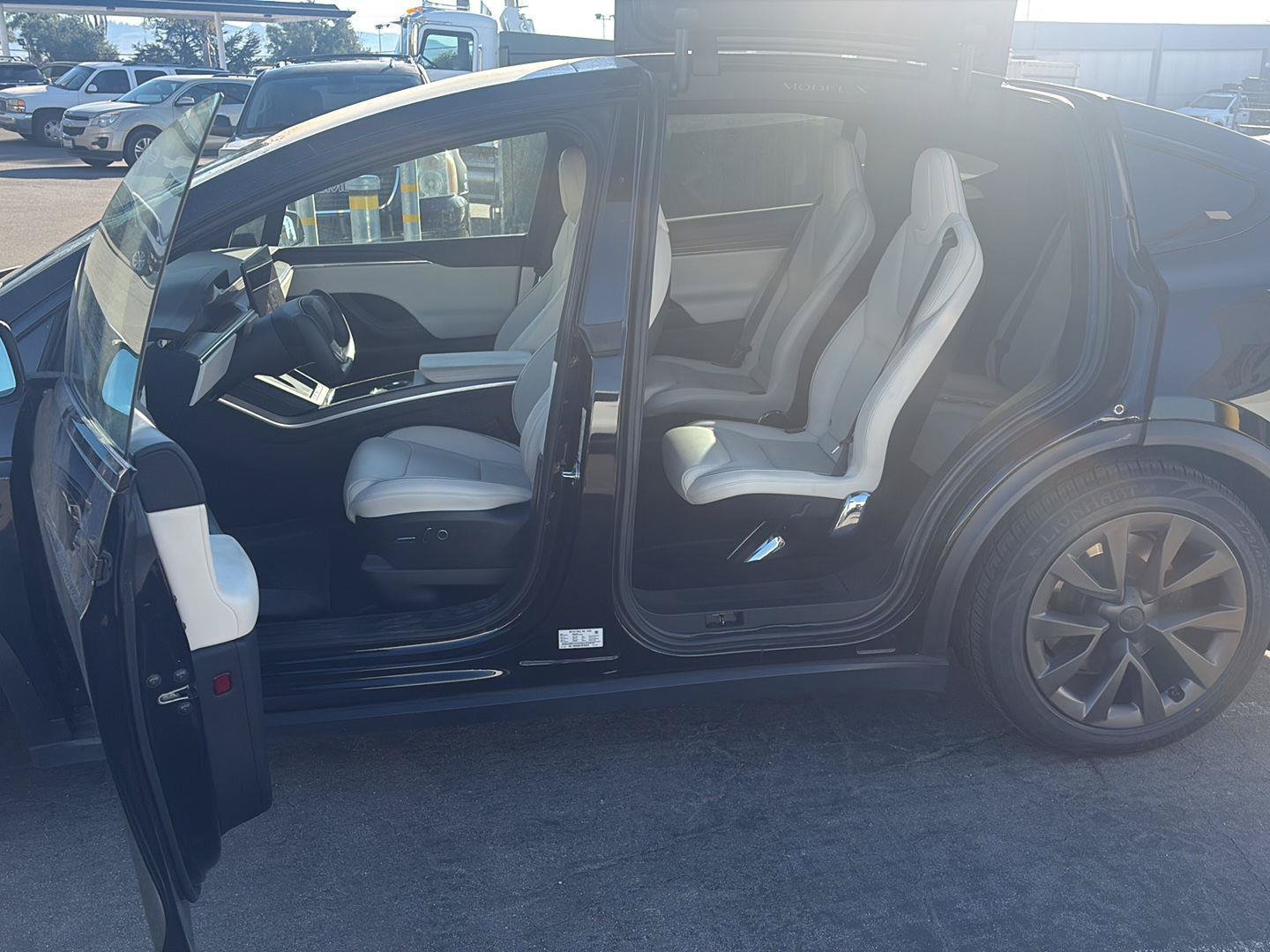 Used 2022 Tesla Model X Plaid AWD/4WD image 5