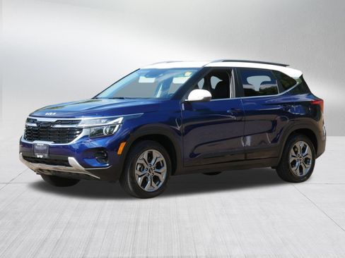 Certified 2024 Kia Seltos S AWD/4WD image 3