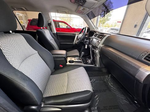 Used 2019 Toyota 4Runner SR5 AWD/4WD image 46
