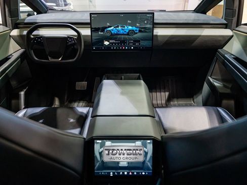 Used 2024 Tesla Cybertruck Cyberbeast AWD/4WD image 13