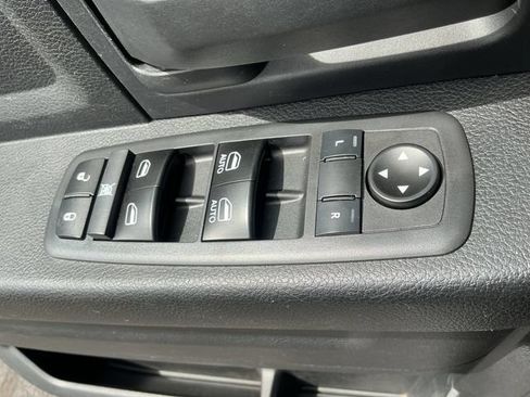 Used 2013 RAM 1500 Express AWD/4WD image 25
