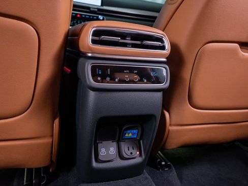 New 2026 Genesis GV80 2.5T Prestige AWD/4WD image 18