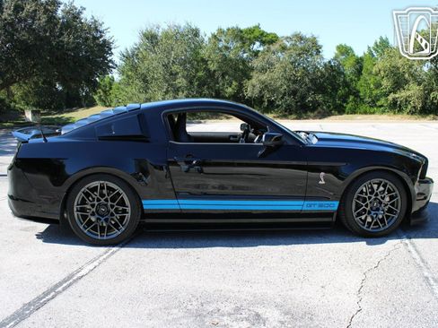 Used 2013 Ford Mustang Shelby GT500 image 26