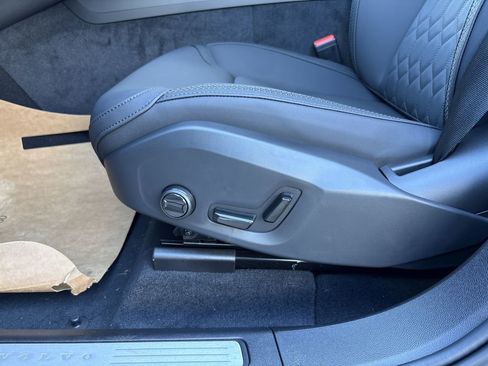 New 2026 Volvo XC60 B5 Core image 6