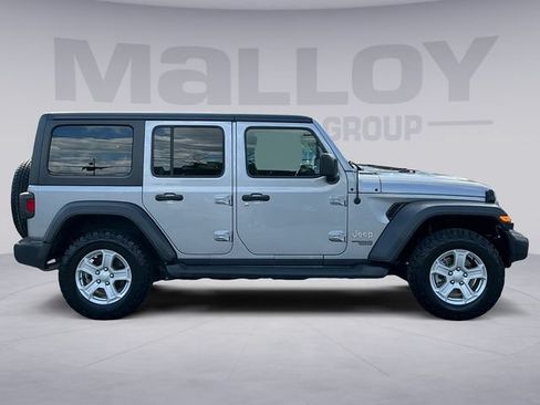 Used 2021 Jeep Wrangler Unlimited Sport AWD/4WD image 6