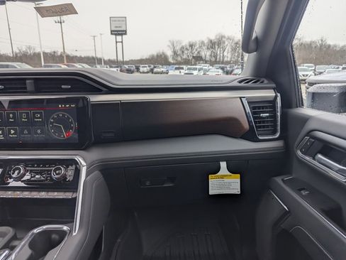 New 2026 GMC Sierra 2500 Denali w/ Technology Package image 4