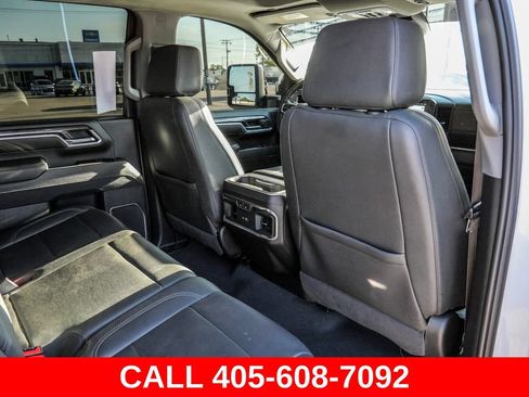 Used 2025 Chevrolet Silverado 3500 LTZ w/ LTZ Convenience Package AWD/4WD image 23