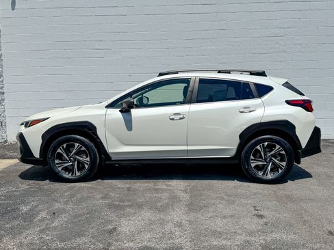Used 2024 Subaru Crosstrek 2.0i Premium AWD/4WD image 10