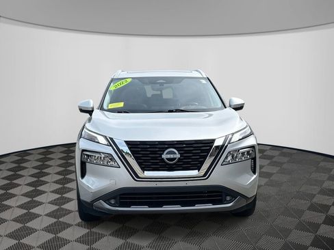 Used 2022 Nissan Rogue SL w/ SL Premium Package image 2