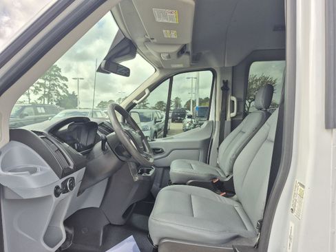 Certified 2019 Ford Transit 350 XL image 8