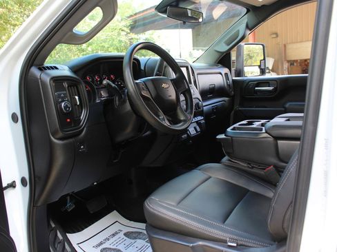 Used 2024 Chevrolet Silverado 2500 W/T w/ WT Convenience Package RWD image 28