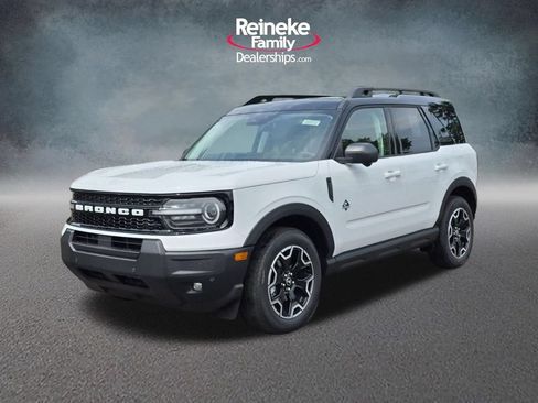 New 2026 Ford Bronco Sport Outer Banks w/ Outer Banks Tech Package+ AWD/4WD image 1