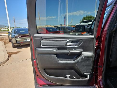 Used 2022 RAM 1500 Big Horn AWD/4WD image 12