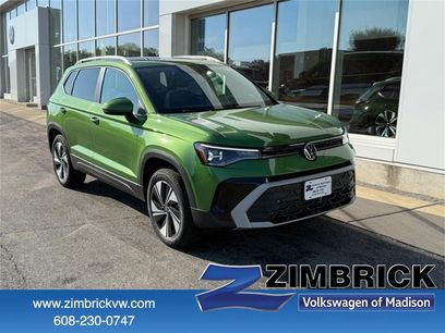 New 2025 Volkswagen Taos SE