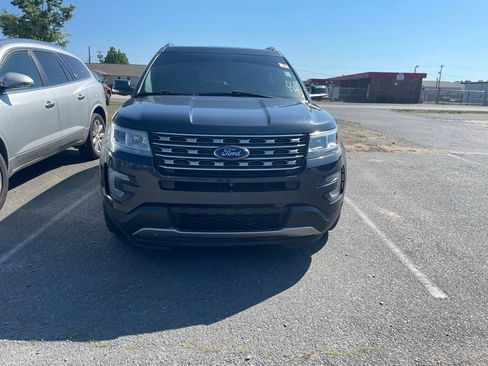 Used 2017 Ford Explorer Limited FWD image 5