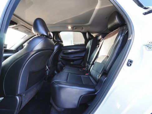 Used 2023 INFINITI QX50 Luxe image 31