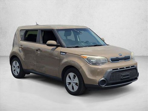 Used 2016 Kia Soul FWD image 3