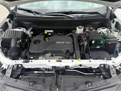 Used 2020 Chevrolet Equinox LS w/ LS Convenience Package AWD/4WD image 12
