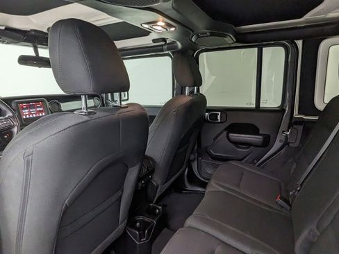 Used 2021 Jeep Wrangler Unlimited Sport image 33