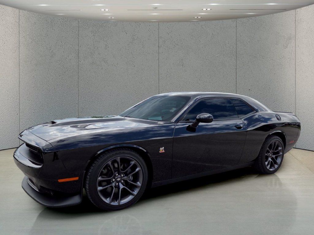 Used 2023 Dodge Challenger R/T Scat Pack RWD image 10