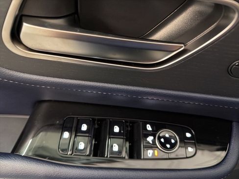 New 2026 INFINITI QX80 4WD image 19