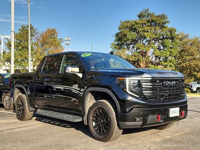 Used 2023 GMC Sierra 1500 AT4 w/ AT4 Premium Package