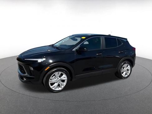 Used 2025 Buick Encore GX Preferred FWD image 8