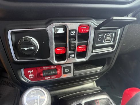 Used 2020 Jeep Wrangler Unlimited Rubicon AWD/4WD image 27